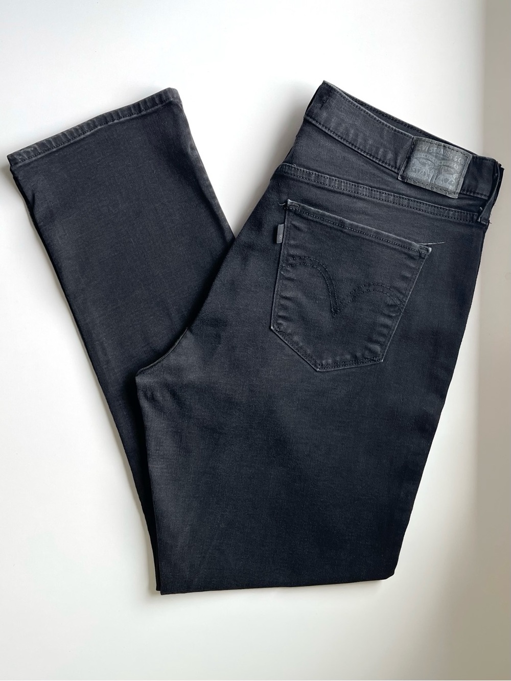 Levi's Classic Straight Jeans - Black Wash Mid-Rise & Stretch - Size 14